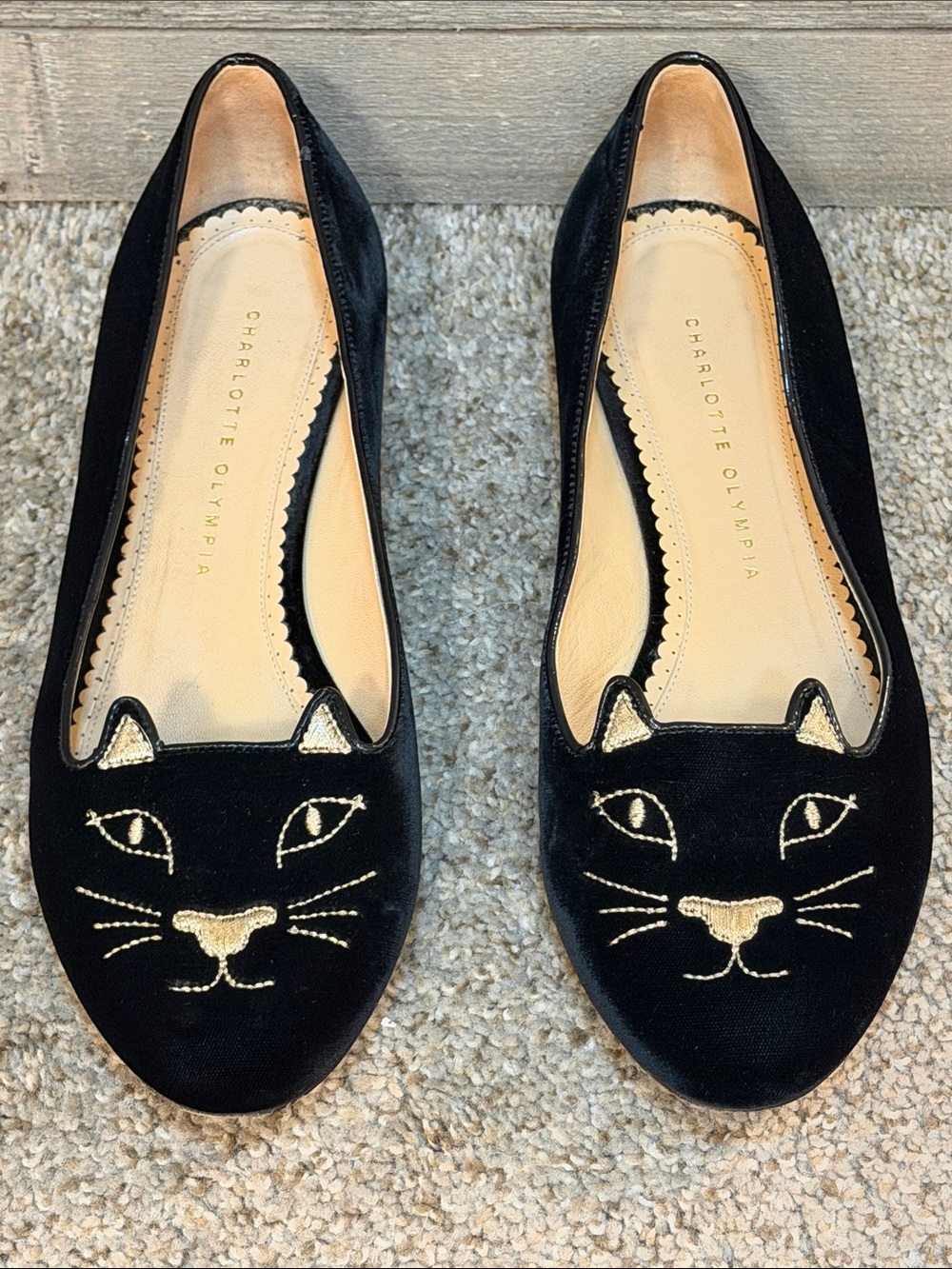Charlotte Olympia Kitty Cat Velvet Flats Black Gold Embroidered Loafers EU 40.5